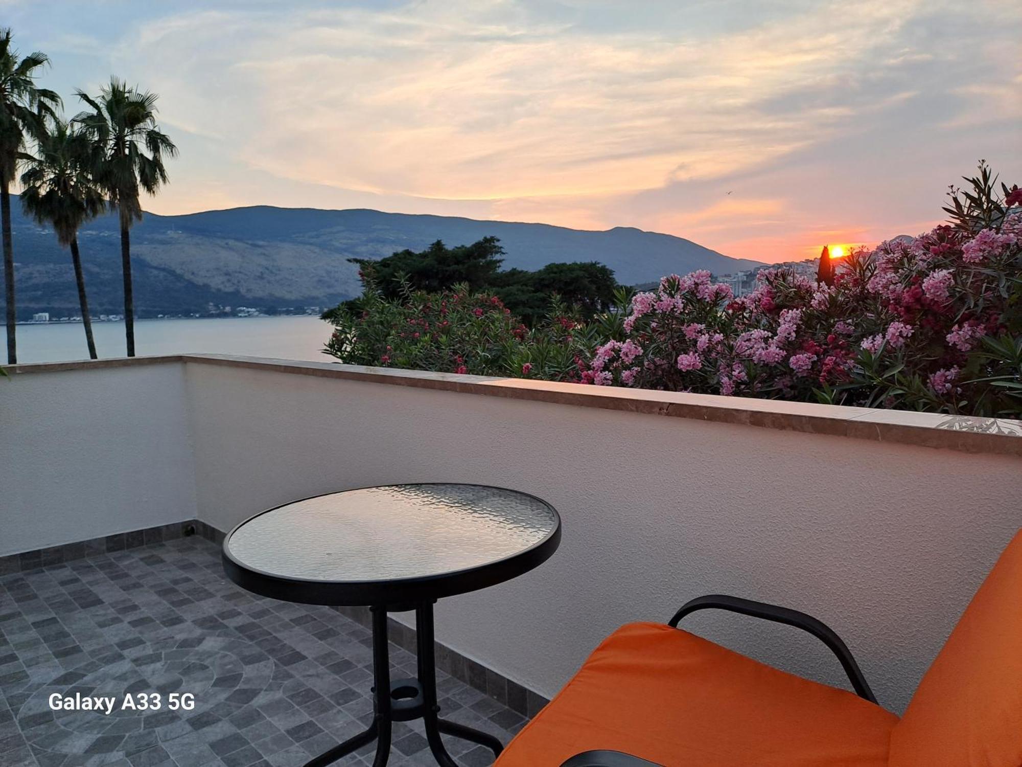 Vila Skala Herceg Novi Exterior foto
